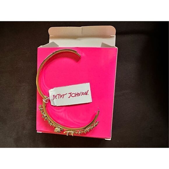 Betsey Johnson bumblebee gold hinged bracelet with embellished ￼flowers and an a - Picture 8 of 14